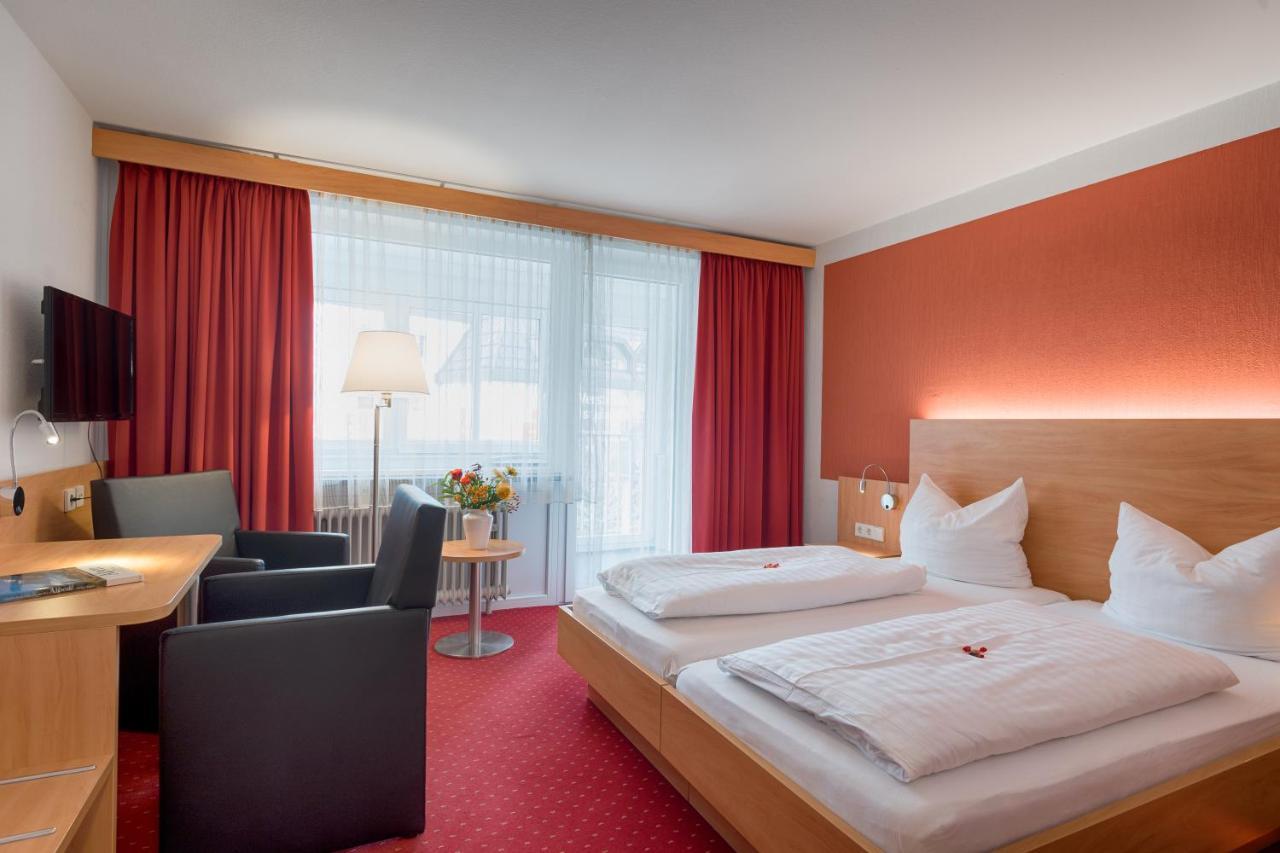 Hotel Jaegerhaus Titisee-Neustadt Eksteriør bilde